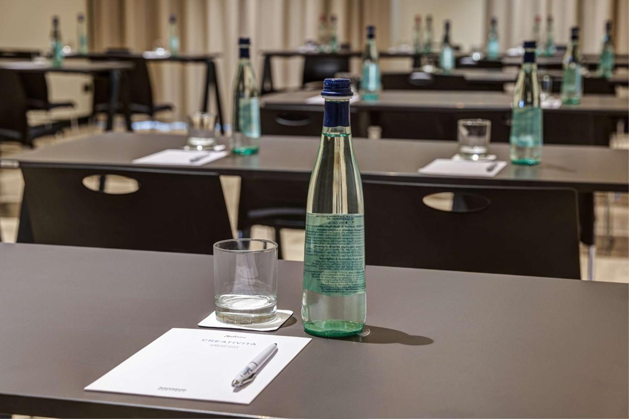 Radisson Hotel Ferrara Zewnętrze zdjęcie