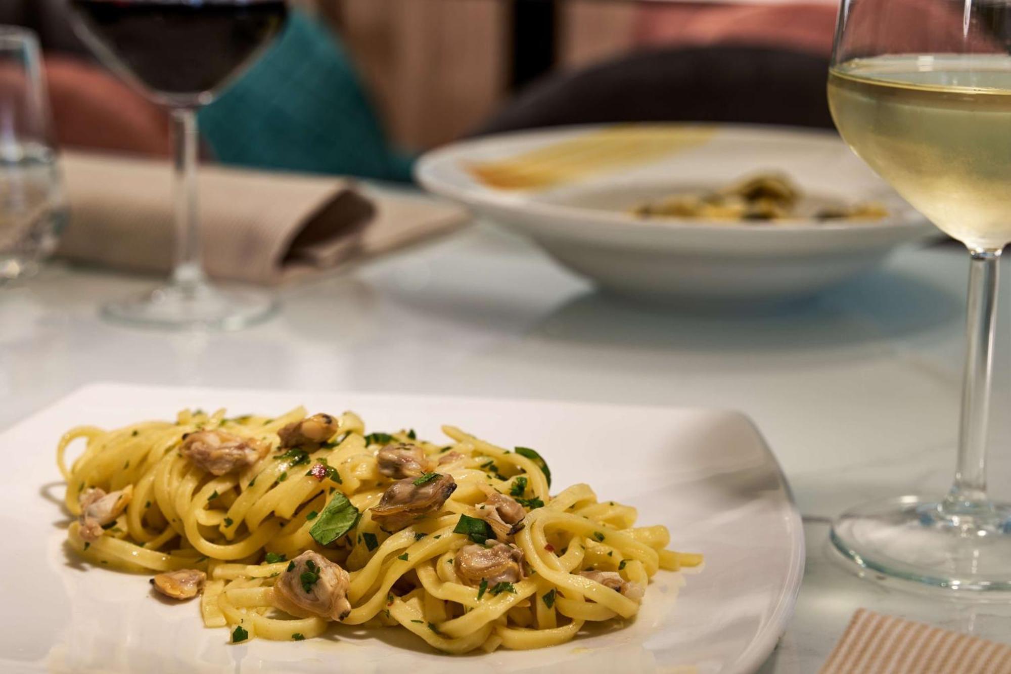 Radisson Hotel Ferrara Zewnętrze zdjęcie