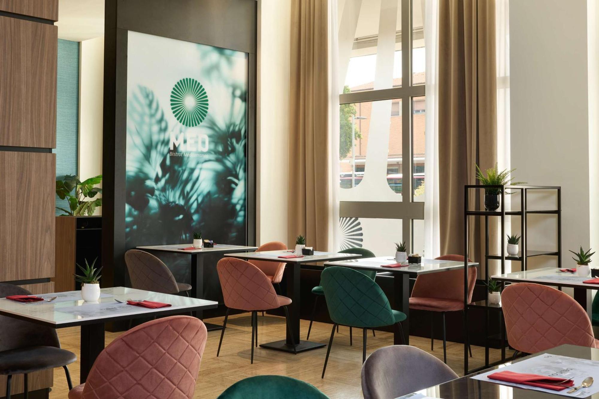 Radisson Hotel Ferrara Zewnętrze zdjęcie