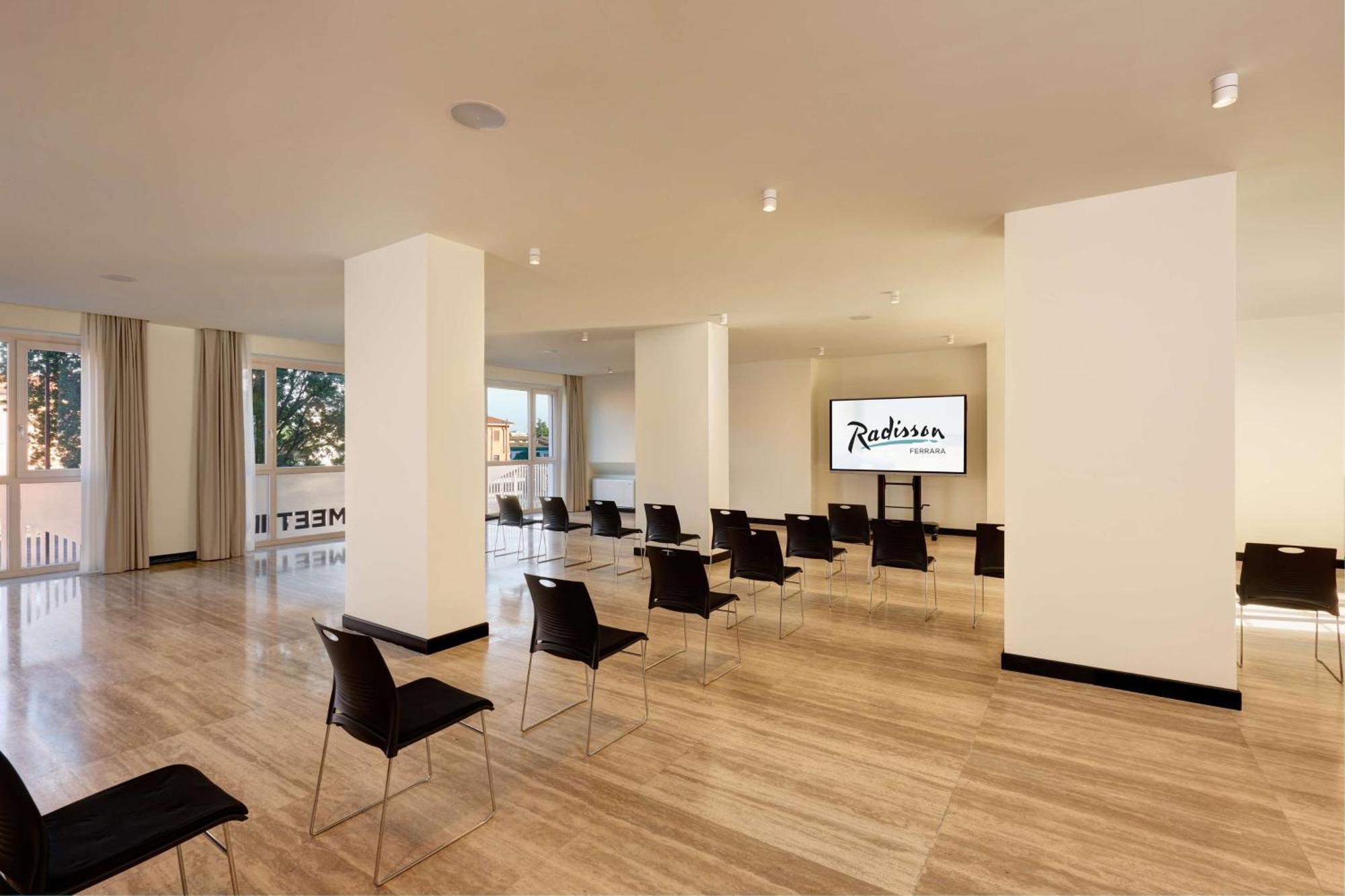 Radisson Hotel Ferrara Zewnętrze zdjęcie